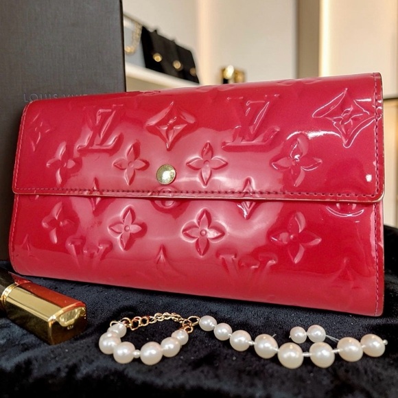 Louis Vuitton Vernis Portefeiulle Sarah Wallet ❤️